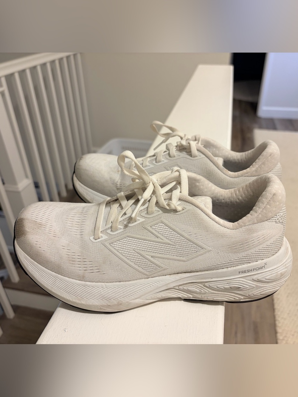 Women’s New Balance 880 Fresh Foam Shoes - White